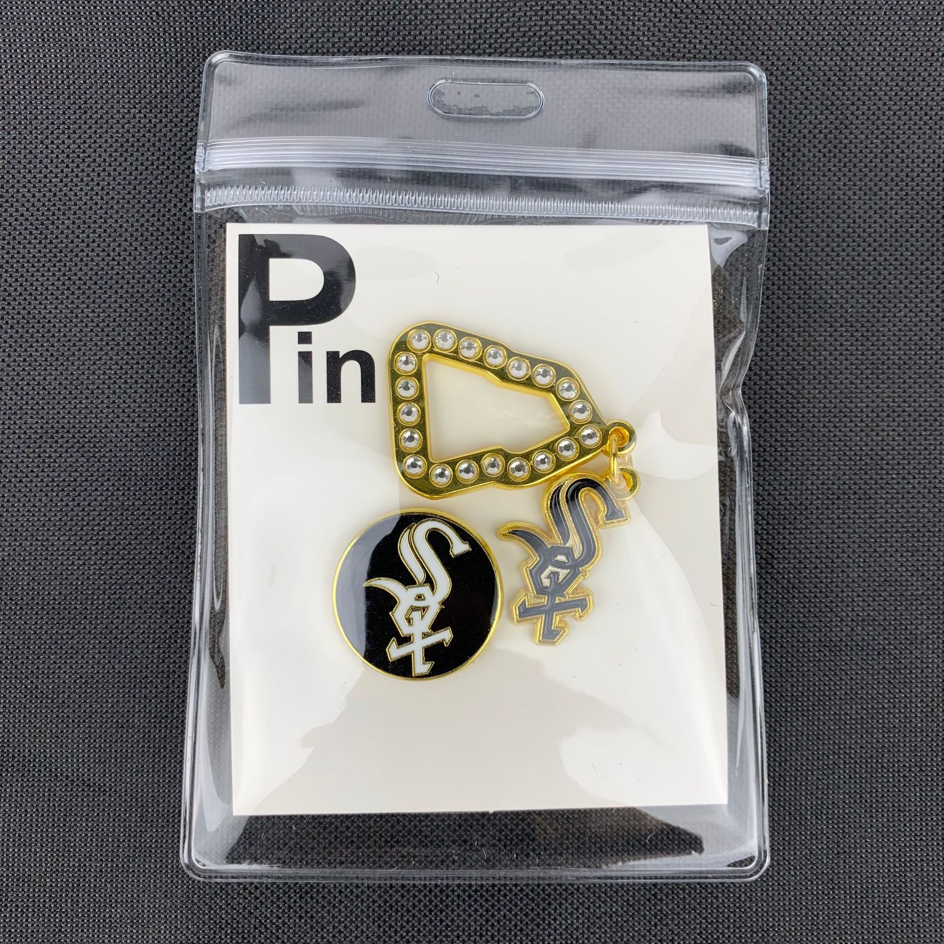 B88 masonry pendant badge
