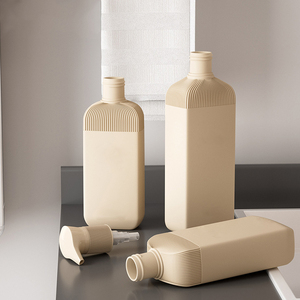 Custom Luxury Skincare Cream Packaging Containers Set Trendy Plastic HDPE Cosmetic Bottle Shampoo And Conditioner Bottle