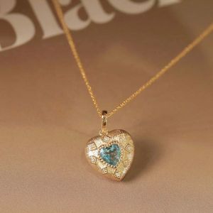 สร้อยคอจี้รูปหัวใจทองคำแท้ 18K สไตล์วินเทจสำหรับผู้หญิง Xnfly ประดับด้วยพลอยแซฟไฟร์และเพชรธรรมชาติ - Product Image 2