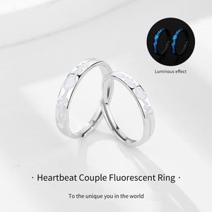 Cincin Fluorescent <span class=keywords><strong>Heartbeat</strong></span> <span class=keywords><strong>Couple</strong></span>, Cocok untuk Semua, Perak Sterling S925 Premium, Perhiasan Terbuka yang Menawan, Cocok untuk Pernikahan dan Pesta - Product Image 2