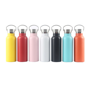 Bouteille d'eau isotherme en acier inoxydable à double paroi de qualité alimentaire RTS, bouteille d'eau pour la randonnée et les sports avec couvercle plat - Product Image 1