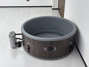 Bain à remous gonflable avec couverture isolante, bain à remous portable gonflable pour massage en extérieur - Product Image 2