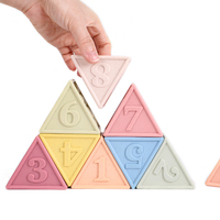 EDUsense PVC Triangle Blocs de Construction Jouet de Dentition Bloc Souple Intégration Sensorielle Autisme Jeu Éducatif Jouets