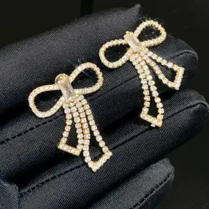 Foxi bling jewelry wholesale gold silver stud earring new design cubic zirconia ribbon earrings for women