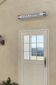 La caja de luz de tubo redondo acrílico transparente está equipada con una cartelera iluminada cilíndrica LED de alto brillo en <span class=keywords><strong>el</strong></span> interior - Product Image 6