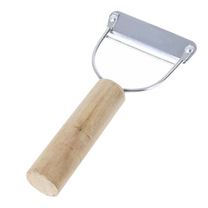 Éplucheur manuel en acier inoxydable avec manche en bois pour fruits et légumes - Product Image 4