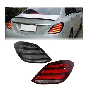 Luces Traseras W205 2015-2021 Clase C, Luces Traseras Mejoradas, Luz de Freno, Luz de Reversa, Luces Traseras Modificadas con Señales de Giro Dinámicas para Mercedes-Benz - Product Image 1