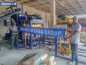 Prezzo di fabbrica nuovo di zecca QT4-20 Semi automatico idraulico blocco di cemento macchina per la fabbricazione di mattoni forati mattone solido pavé pietra - Product Image 5