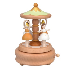 Boîte à musique en bois prête à être expédiée, mouvement Yunsheng, cadeau d'anniversaire ou <span class=keywords><strong>de</strong></span> Noël pour les enfants <span class=keywords><strong>de</strong></span> 5 à 10 ans, MOQ faible, 12 pièces - Product Image 1