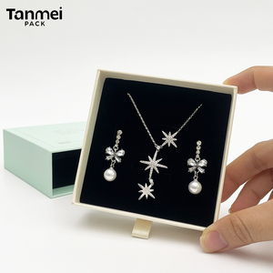 Caja de Joyería de Papel con Logotipo Personalizado para Anillos, Aretes, Pulseras, Colgantes y Collares, Empaque Premium - Product Image 3