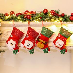 Nouveauté 2023 : Sacs cadeaux chaussettes de Noël rouges, personnalisables (couleur et logo), service OEM, en tissu, pour décoration de Noël - Product Image 2