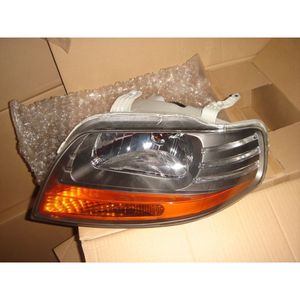 Faro Delantero Yongjian para Buick Hrv Aveo 05 12v Halógeno Xenón, Pieza de Repuesto Usada - Product Image 2