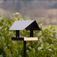 Mangeoire à oiseaux JH-Mech à grande capacité, facile à nettoyer, avec compartiment métallique, alimentation multi-ports, support durable, protection contre les intempéries