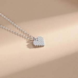 Sincere Love S925 Sterling Silver Round Cut Zirconia <b>Heart</b> <b>Pendant</b> Necklace - A Romantic Gift for Women - Product Image 4