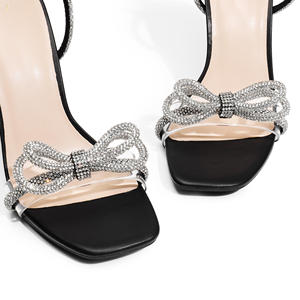 Vente en gros Nouveau Femmes Double Bowknots Cristal Clair PVC Slingback Mince Talons Hauts Bride À La Cheville Bout Carré Sandales Chaussures - Product Image 3