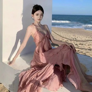 Vestido de playa rosa con cuello halter y volantes, estampado de gasa, de secado rápido, ajuste holgado, tejido, para cubrir el traje de baño - Product Image 3