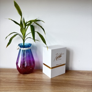Premium Minimalistische Weiße Kartonbox mit Kunstpapier-Innendekoration und Individueller Bedruckung für Luxusverpackungen - Product Image 5
