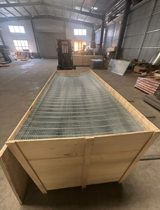 Panel de Malla Metálica Soldada Verde con Alambre de Hierro Recubierto de Plástico para Aplicaciones de Seguridad - Product Image 3