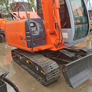 ZX70ไฮดรอลิก HITACHI รถขุดตีนตะขาบพร้อมเครื่องยนต์ KOHLER และปั๊มไฮดรอลิก Huade - Product Image 2