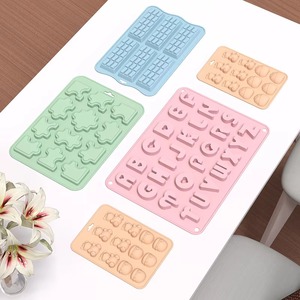 แม่พิมพ์ซิลิโคนแบบกำหนดเองสำหรับช็อกโกแลตดูไบ แม่พิมพ์ซิลิโคนสำหรับช็อกโกแลตแบบมืออาชีพ แม่พิมพ์ช็อกโกแลตแท่งขนาดเล็ก 3 มิติ - Product Image 1