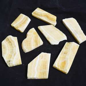 Venta al por Mayor de Losa de Calcita Amarilla de Cristal Curativo Natural Ecológica con Forma Irregular para Decoración del Hogar - Product Image 3