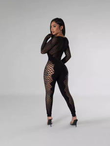 จั๊มสูทไหมพรมผู้หญิง แขนยาว คอกลม สีพื้น ดีไซน์เว้า โชว์เนื้อผ้า  รุ่นใหม่ ฤดูใบไม้ผลิ 2026  กระชับรูปร่าง  ไม่ยับ  เซ็กซี่ - Product Image 2