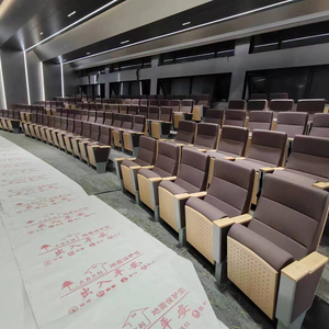 Asientos de <span class=keywords><strong>Escalera</strong></span> Automáticos para Auditorios y Estadios con Estructura de Aleación de Aluminio y Tapicería de Tela, Venta al Por Mayor - Product Image 2