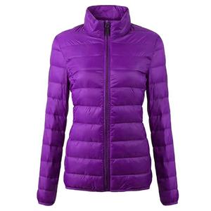Veste matelassée OEM pour femmes Veste à bulles matelassée en fourrure bouffante pour femmes Manteau d'hiver Vêtements décontractés Design personnalisé Vêtements universitaires Nouveau - Product Image 1