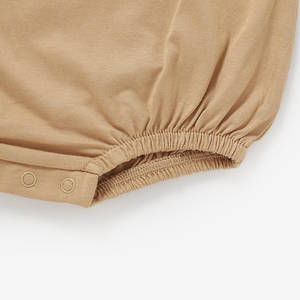 白い可愛い通気性のあるベビーバブルロンパース、100％オーガニックコットンベビーショートロンパース - Product Image 5