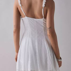 Vestido Mini Casual de Verano para Mujer, con Tirantes, Cordones Delanteros, Bordado, Color Blanco, con Volantes, Estilo OEM - Product Image 2