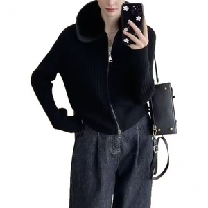 Cardigã Feminino de Lã com Gola e Zíper Duplo Estilo Coreano Casual, Curto, de Tricô, Macio e Quente, de Alta Qualidade para Outono e Inverno - Product Image 5