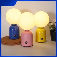 Lampe de table LED nordique en fer, à commande tactile, intensité réglable, pour chambre, bureau, salon, étiquette d'acheteur disponible, approvisionnement direct usine
