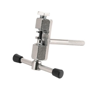 Outil de coupe de chaîne de vélo Yueli BG 724C en acier pour la réparation et le remplacement des chaînes de vélos de route et de VTT - Product Image 3