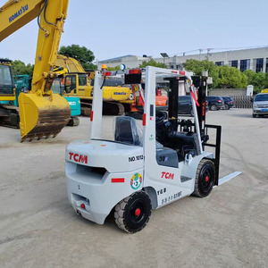 รถยกดีเซลญี่ปุ่นมือสอง รุ่น TCM FD30 ขนาด 3 ตัน พร้อมเครื่องยนต์ ISUZU C240 เสากระโดงสองตอน ระบบไฮดรอลิก ไซด์ชิฟเตอร์ ยางตัน - Product Image 2