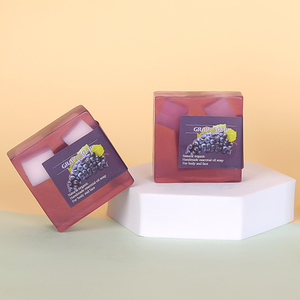 <span class=keywords><strong>Savon</strong></span> à l'Extrait d'HUILE D'OLIVE Best-Seller avec Formule Antioxydante et AHA pour l'Éclat de la Peau et les Bénéfices Anti-Âge - Product Image 1