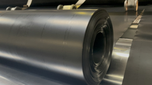 Revestimiento de HDPE Moderno para Acuicultura, para Piscifactorías, Camaroneras y Parques - Revestimiento Impermeable, Antifiltraciones y Ecológico para Estanques de Peces - Product Image 5