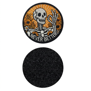 Patch brodé circulaire écologique avec motif de fleurs squelettiques, fermeture auto-agrippante en PVC pour vêtements - Product Image 1