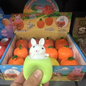 Nouveauté 2026 – Jouets anti-stress en TPR en forme de lapin et de carotte mignons, à presser pour la décompression et la joie - Product Image 4