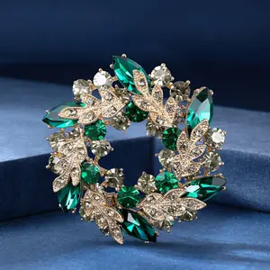 High Quality Fancy Bouquet Brooch Pin Beautiful Crystal Floral Garland Assorted Colors Flower Brooches