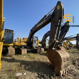 Excavatrice Volvo EC210B LC de 21 tonnes, abordable et durable, pour la construction et les travaux d'excavation - Product Image 2