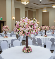O-T025 Décorations de fête de mariage personnalisées, centre de table en soie rose, arbre blanc rose, fleurs artificielles en cerisier
