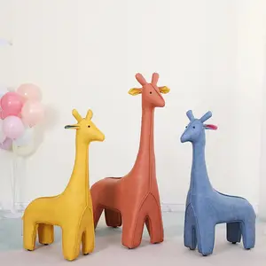 NOVA Sala Mobiliário Criativo Bonito Design Dos Desenhos Animados Girafa Forma Crianças Mini Sofá Assento Animal Otomano Couro Fezes Macias