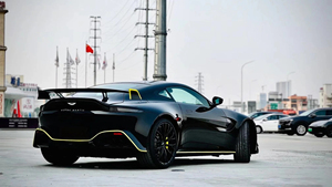 Alerón Trasero <span class=keywords><strong>F1</strong></span> de Fibra de Carbono Seca para <span class=keywords><strong>Aston</strong></span> <span class=keywords><strong>Martin</strong></span> <span class=keywords><strong>Vantage</strong></span>, Kit de Carrocería, Accesorios Automotrices - Product Image 4