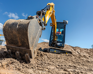 Sany 2 Ton Excavator Variations 0.8 4 Ton Tilling Soil Lifting Feed Bags 1 Ton Digger Featuring <strong>Yanmar</strong> <strong>Engine</strong> Pump 1 Year