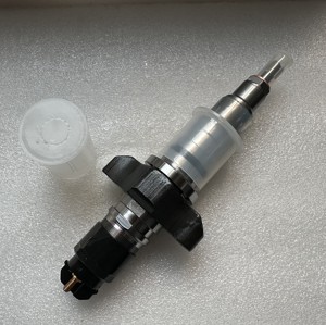 High Quality Diesel Common Rail Injector 0445120054 2995474 500061282 for Iveco Case IH New Holland Brand diesel Engine - Product Image 2