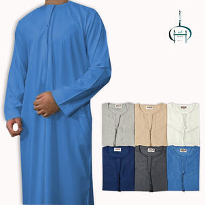 Da uomo inverno Thobe Arabic stampa in rilievo tessuto in poliestere traspirante tradizionale abbigliamento musulmano per adulti - Product Image 1