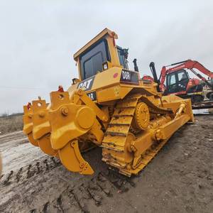 Caterpillar (Cat) D8R a utilisé un grand bulldozer sur chenilles en bon état et au meilleur prix - Product Image 4