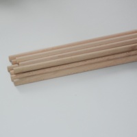 Tiges en bois de hêtre naturel de haute qualité, lisses et rondes, pour le travail du bois, la construction de maquettes et les commandes en gros personnalisées