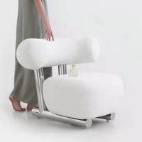 Fauteuil simple en tissu rose de style moderne Moroso Pipe pour salon