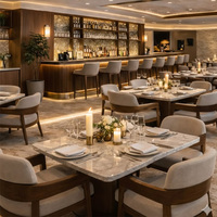 Conjunto de Mesa y Sillas para Restaurante Oriental Charm: Mesa Redonda de Piedra, Sillas de Comedor Acolchadas, Sofá Tipo Booth